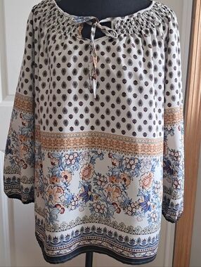 Women's Printed Tunic Top in Cream and Peach